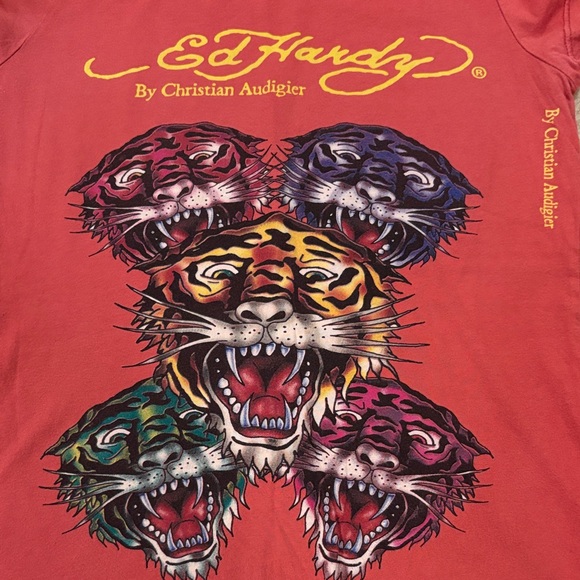 Ed Hardy Red Tee with Multicolor Tiger Graphics - Picture 3 of 6